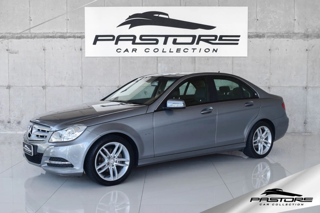 Mercedes-Benz C180 CGI Classic