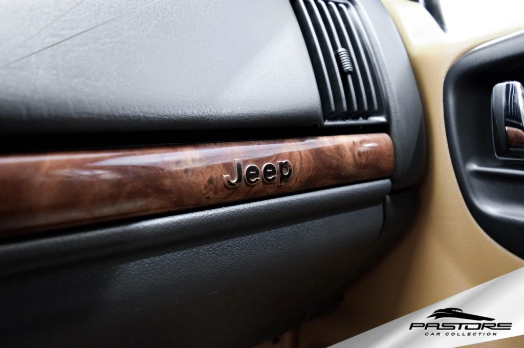 Jeep Grand Cherokee Limited V8 4×4