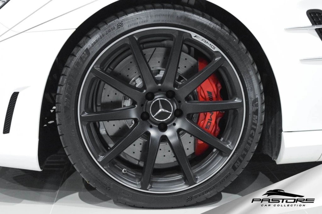 Mercedes-Benz SL63 AMG