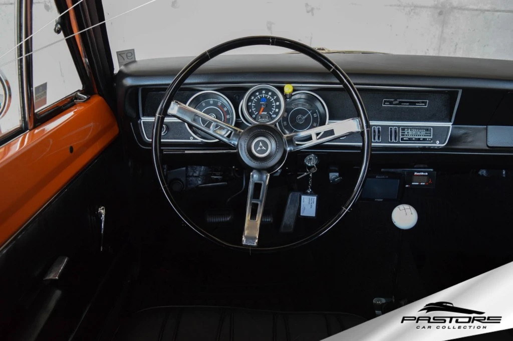 Dodge Dart V8