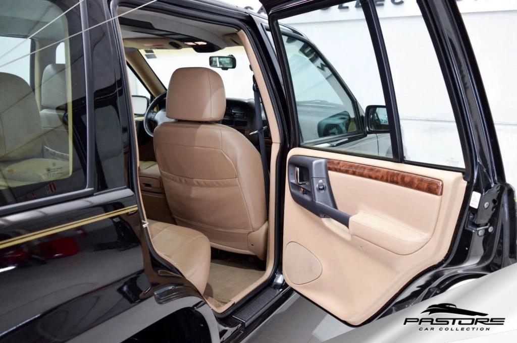 Jeep Grand Cherokee Limited V8 4×4