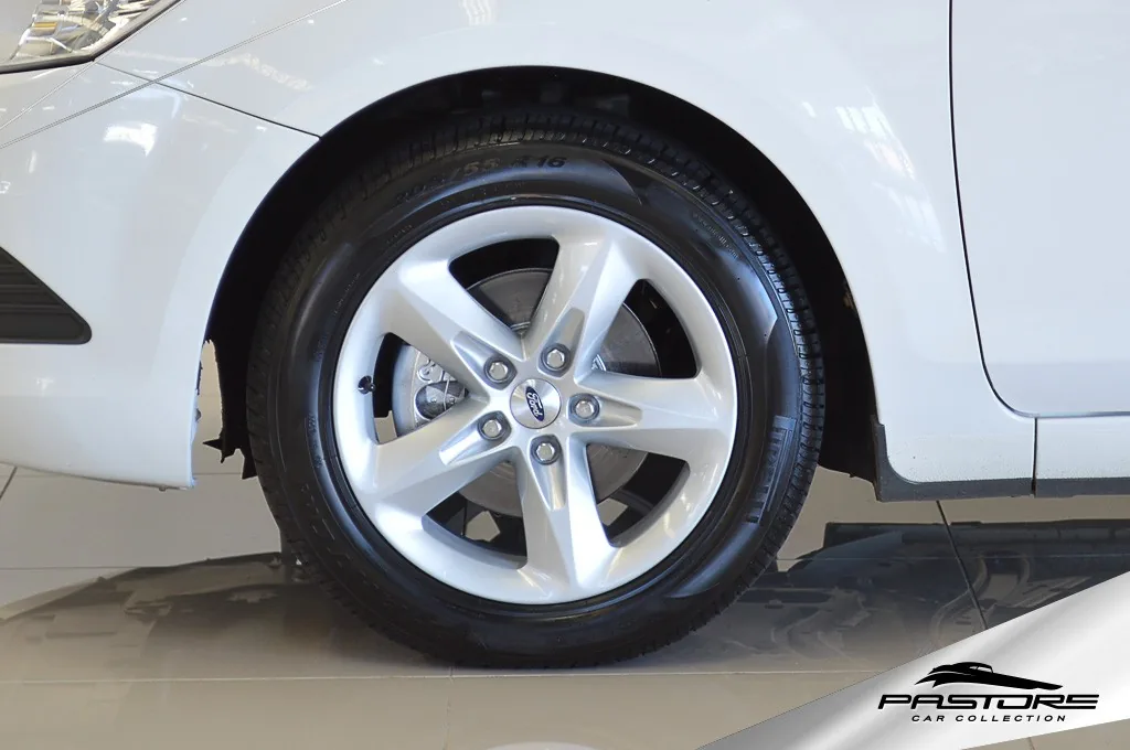 Ford Focus GL 1.6