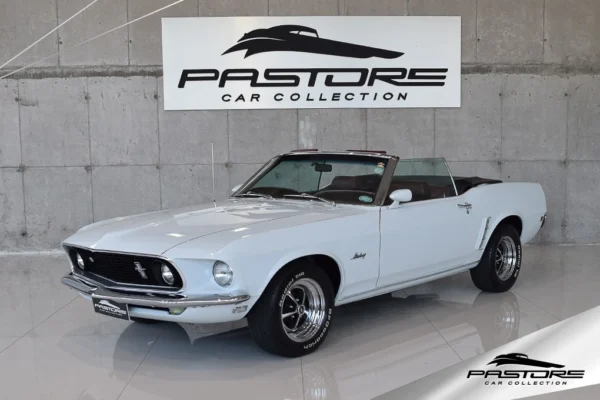 Ford Mustang Conversível 5.0 V8