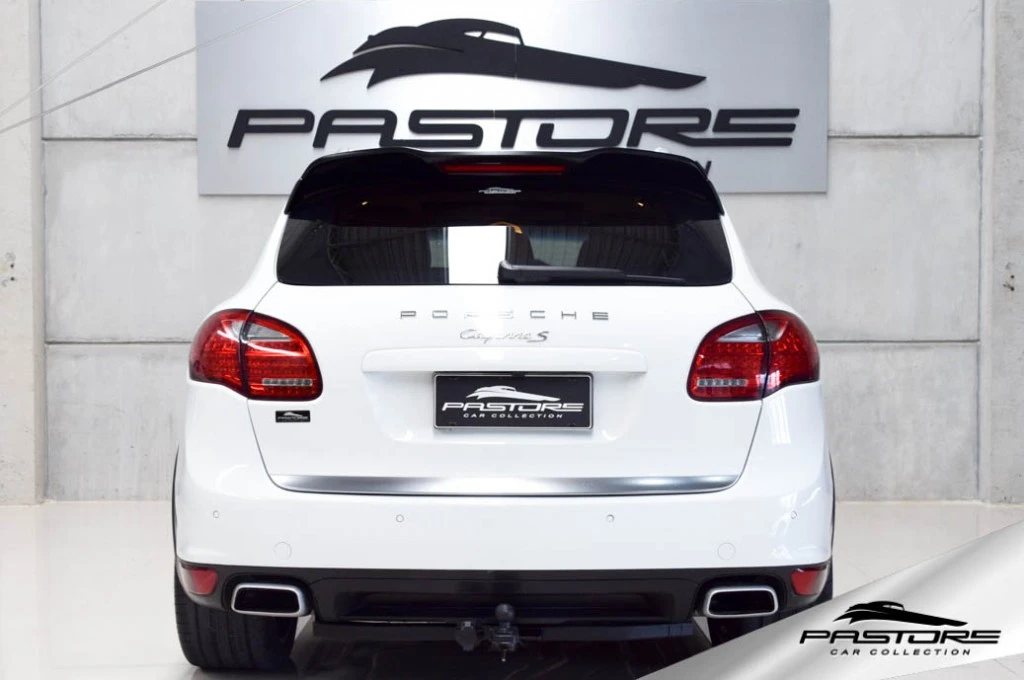 Porsche Cayenne S 4.8 V8
