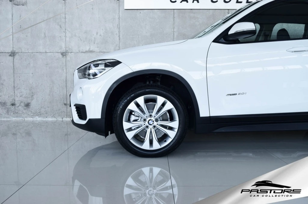 BMW X1 sDrive 20i Turbo