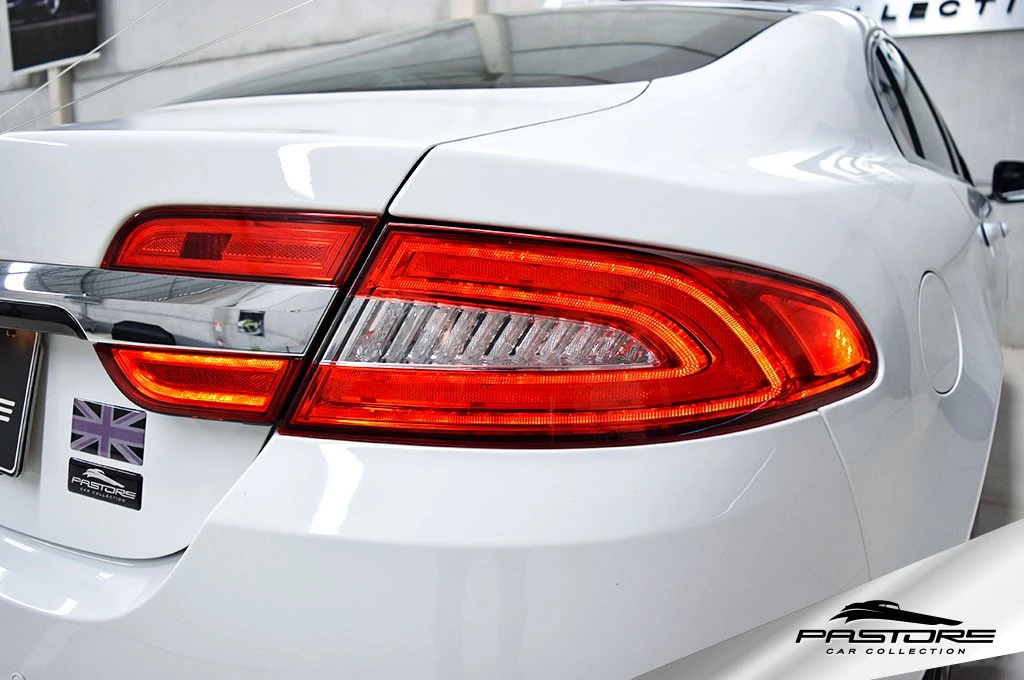 Jaguar XF 2.0 Luxury