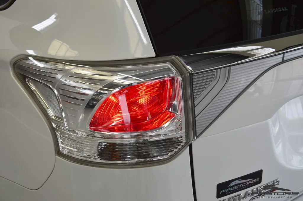 Mitsubishi All New Outlander GT