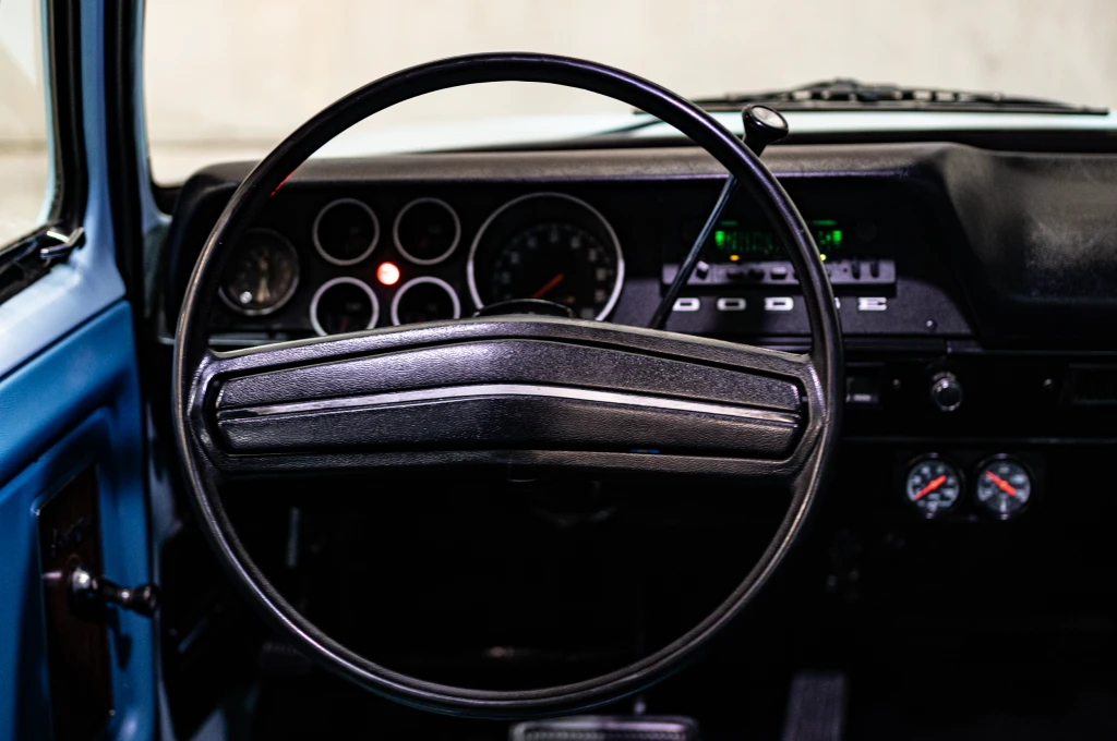Dodge Dodge D100 Club Cab