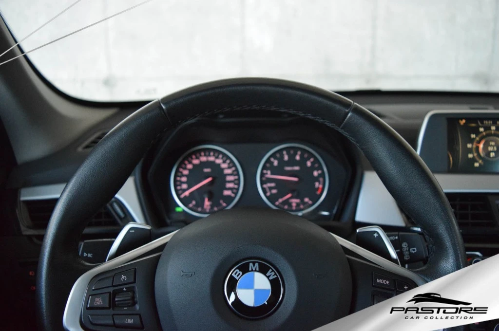 BMW X1 sDrive 20i Turbo