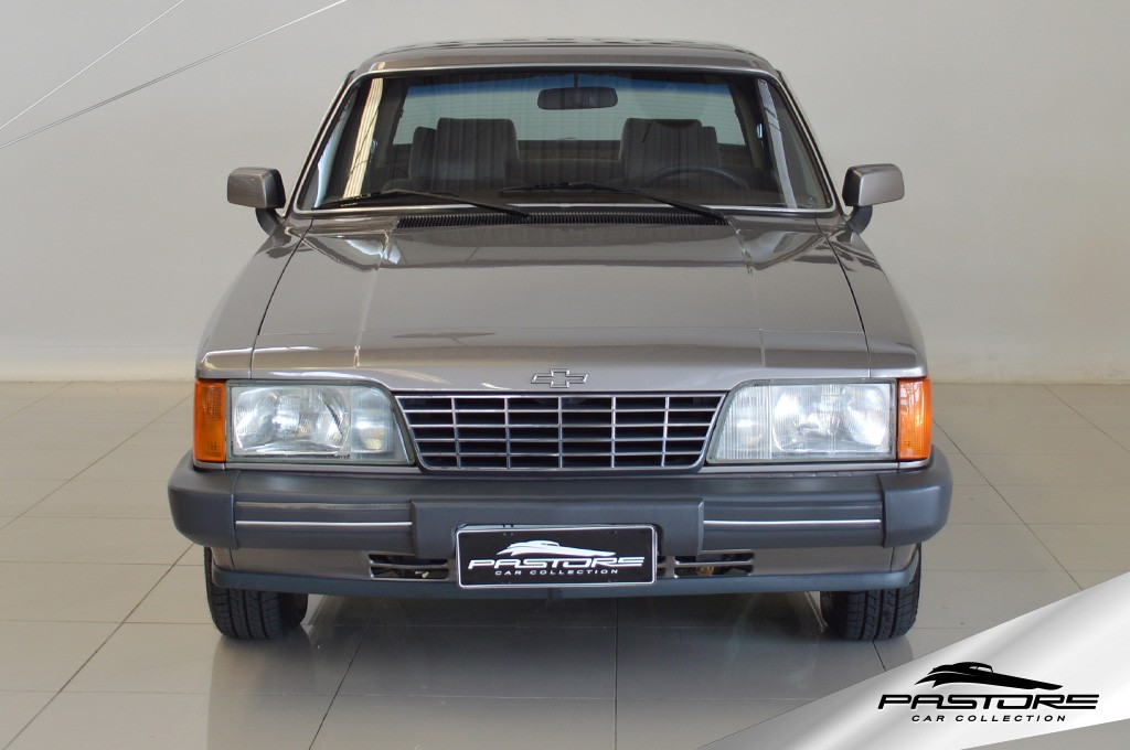 GM Opala Diplomata SE