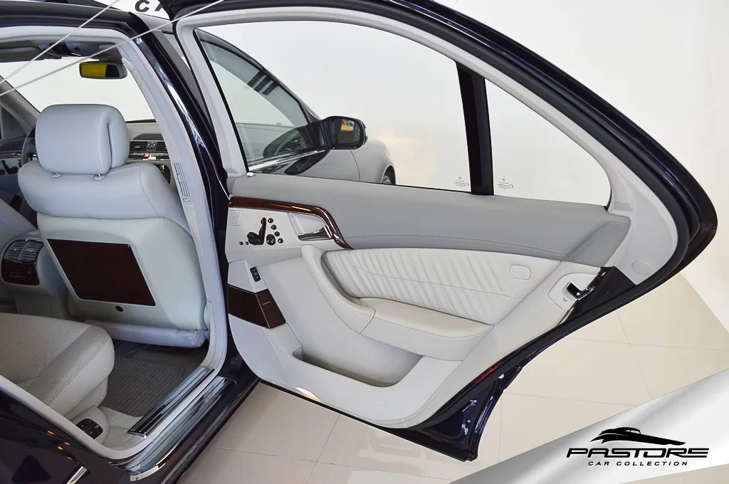 Mercedes-Benz S600 5.5 V12 Turbo
