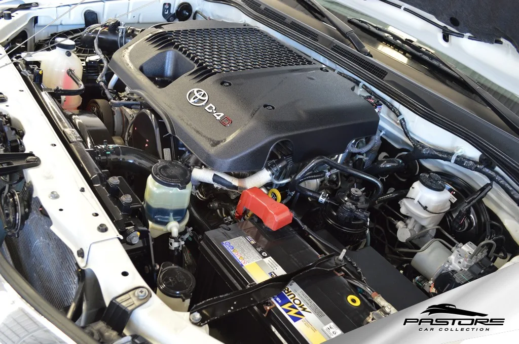 Toyota Hilux CD 4X4 SRV AT