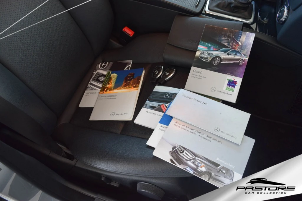 Mercedes-Benz C180 CGI Classic