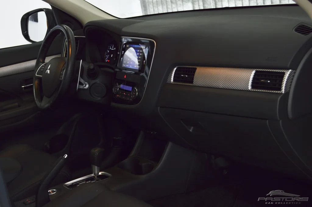 Mitsubishi All New Outlander GT