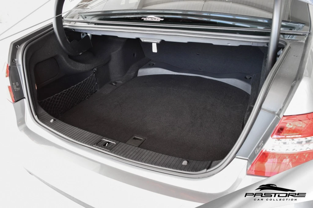 Mercedes-Benz E250 CGI Avantgarde