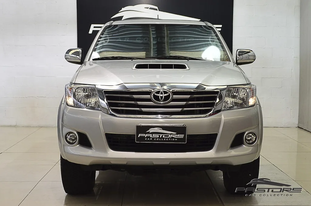 Toyota Hilux CD 4X4 SRV AT