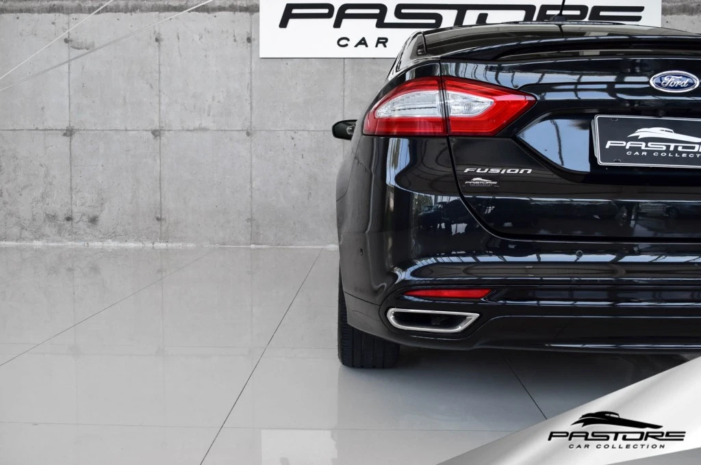 Ford Fusion Titanium AWD