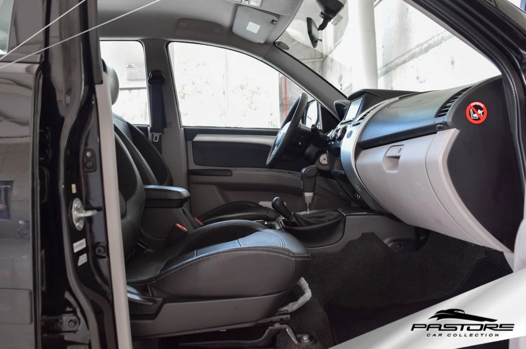 Mitsubishi Pajero Dakar HPE Diesel