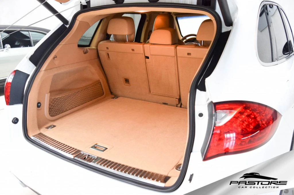 Porsche Cayenne S 4.8 V8