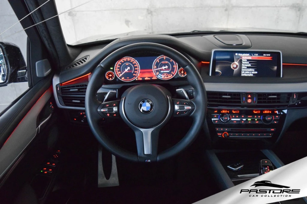BMW X5 M50D