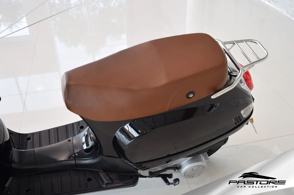Benzhou Scooter Collection YY150 T