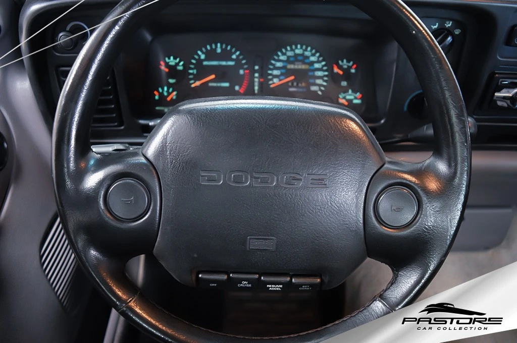 Dodge Ram 1500 5.2 V8