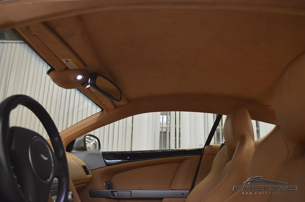 Aston Martin DB9 6.0 V12