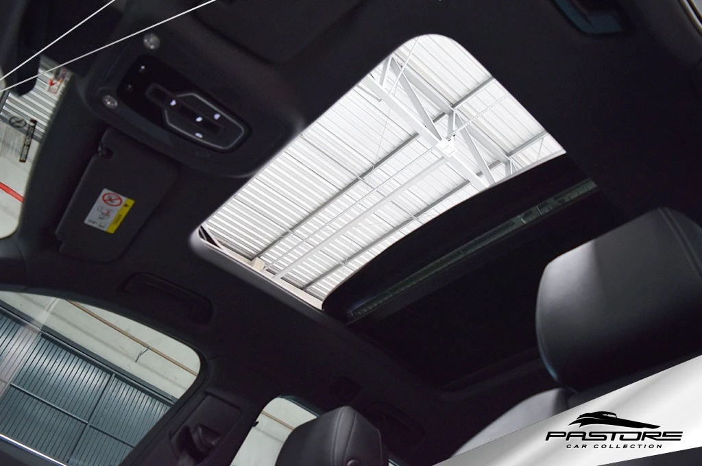 Audi E-tron Performance Black