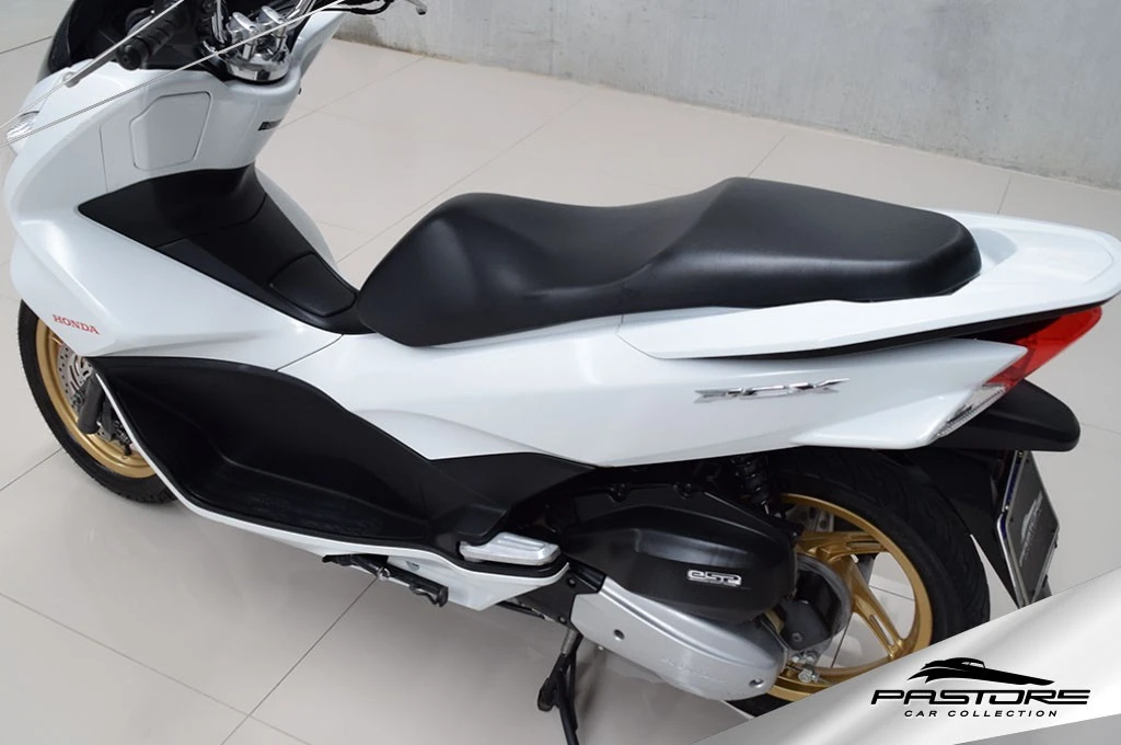 Honda PCX 150 DLX