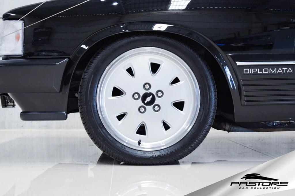 GM Opala Diplomata SE