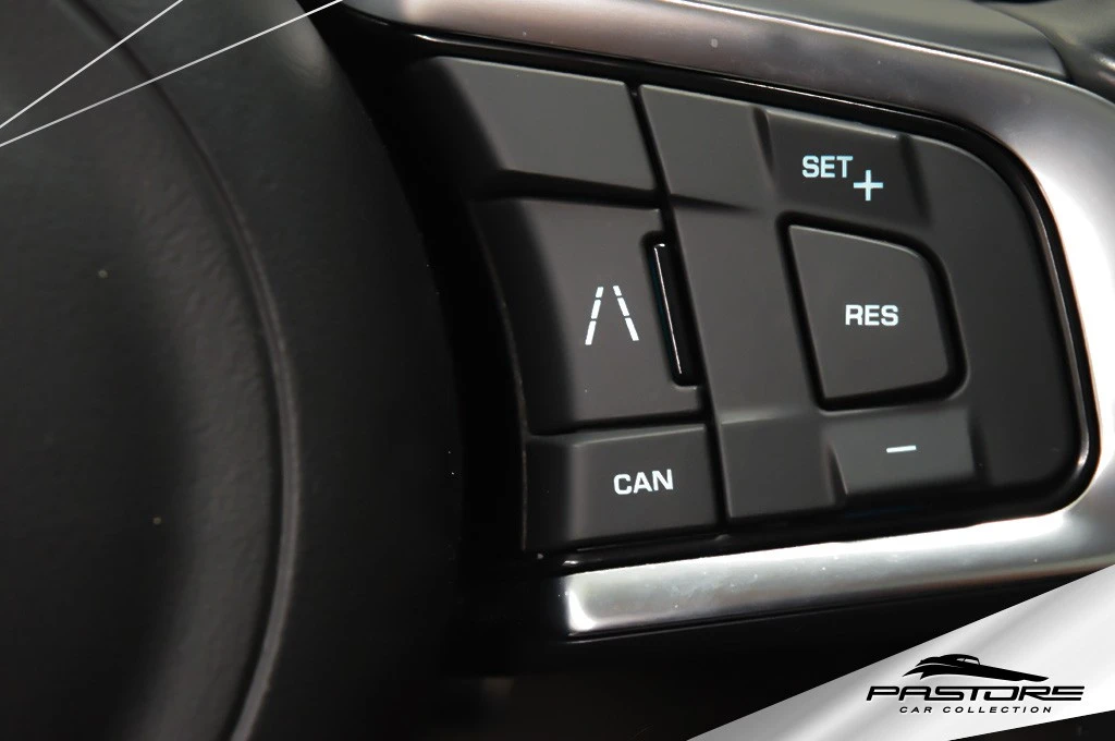 Jaguar F-Pace Prestige 2.0