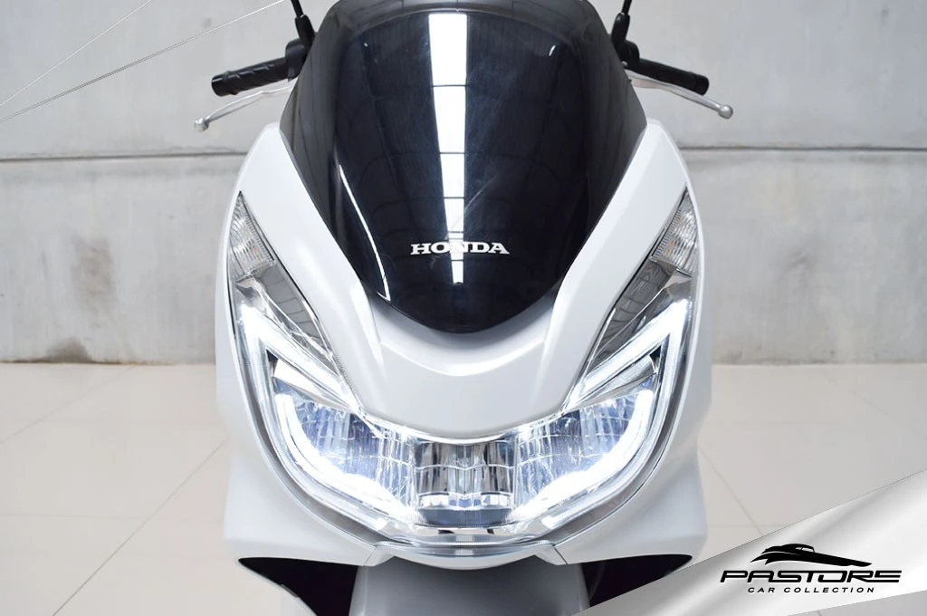 Honda PCX 150 DLX