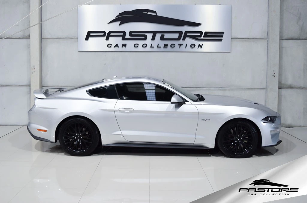 Ford Mustang GT Premium 5.0 V8