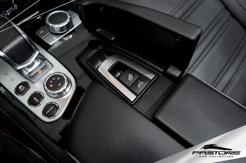 Mercedes-Benz SL63 AMG