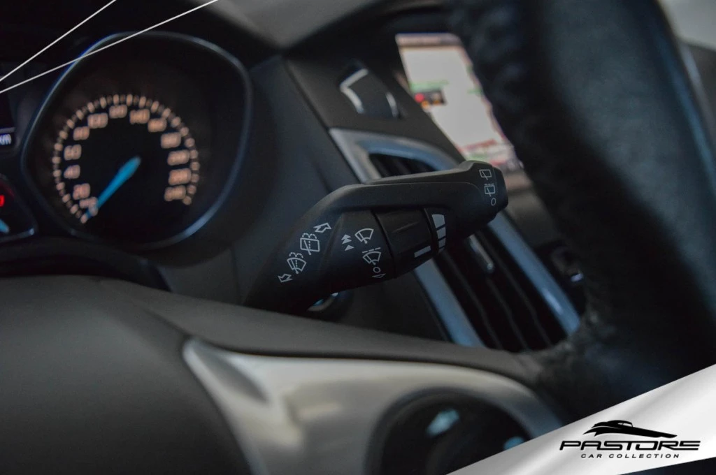 Ford Focus Titanium Hatch