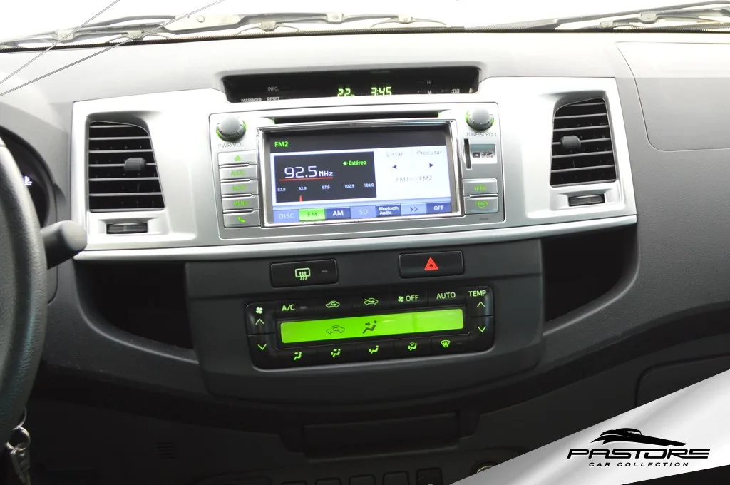 Toyota Hilux CD 4X4 SRV AT