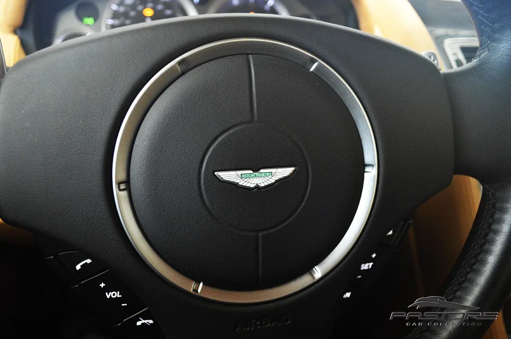 Aston Martin DB9 6.0 V12