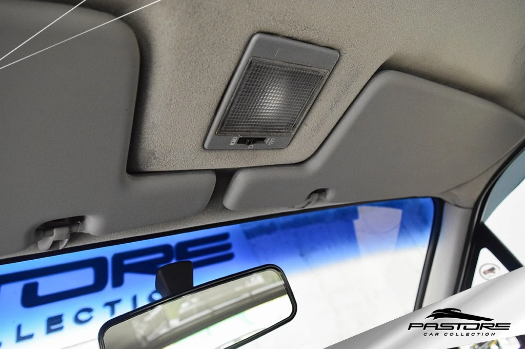 VW Santana 2000 Evidence