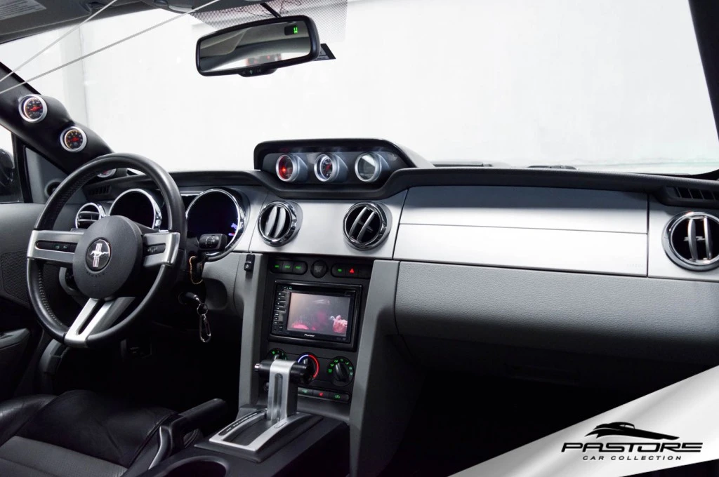 Ford Mustang GT V8 Procharger