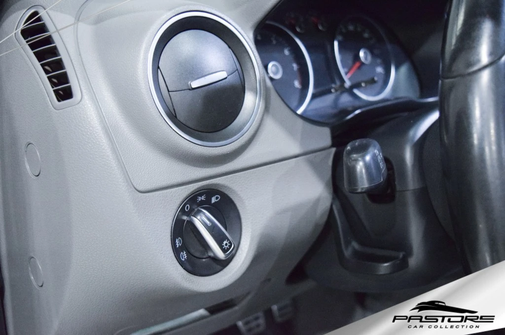 VW Voyage Highline 1.6