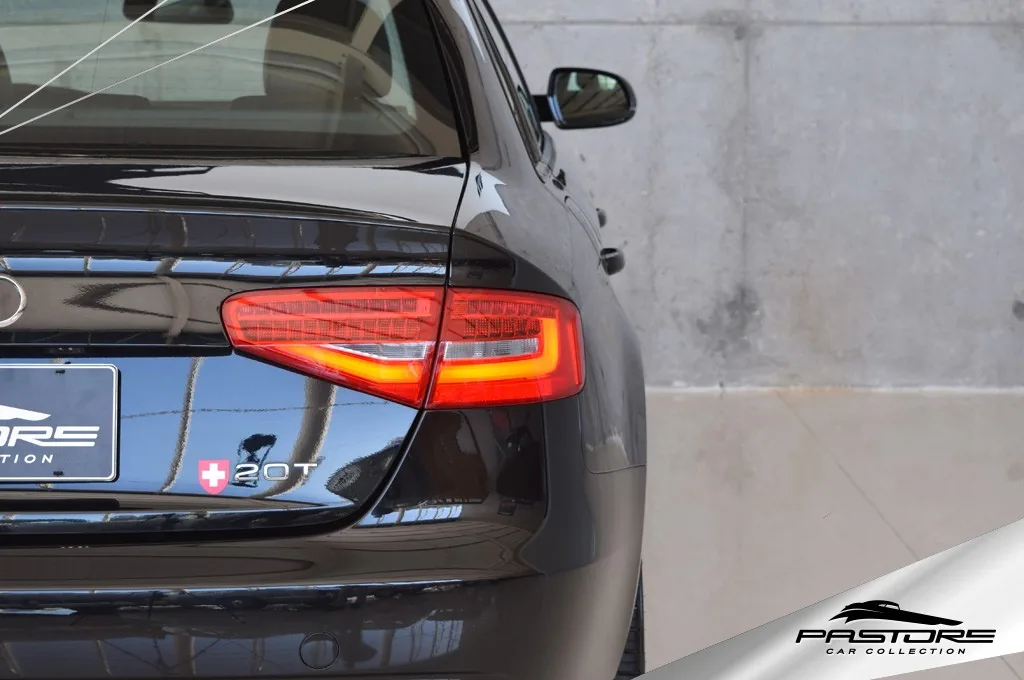 Audi A4 Attraction 2.0 TFSI