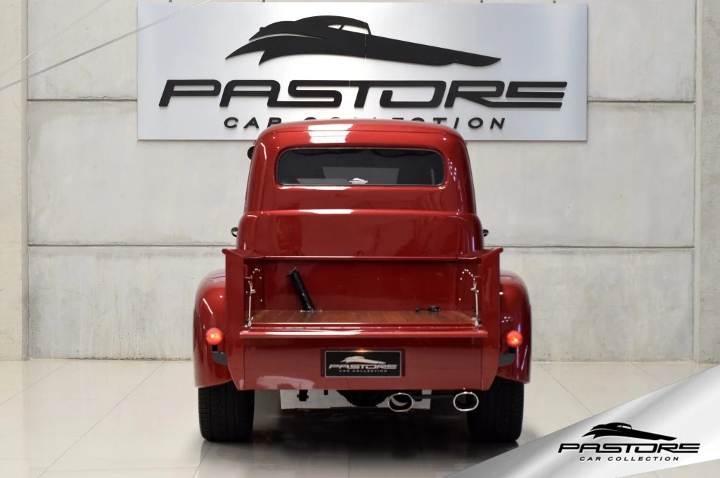 Ford F-1 Pick Up