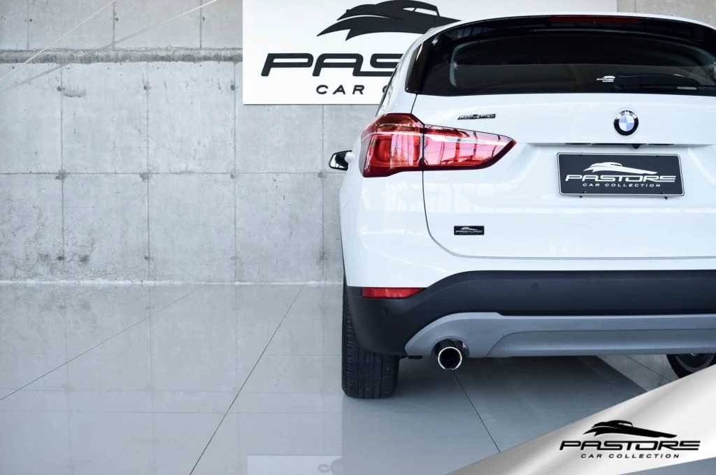 BMW X1 sDrive 20i Turbo