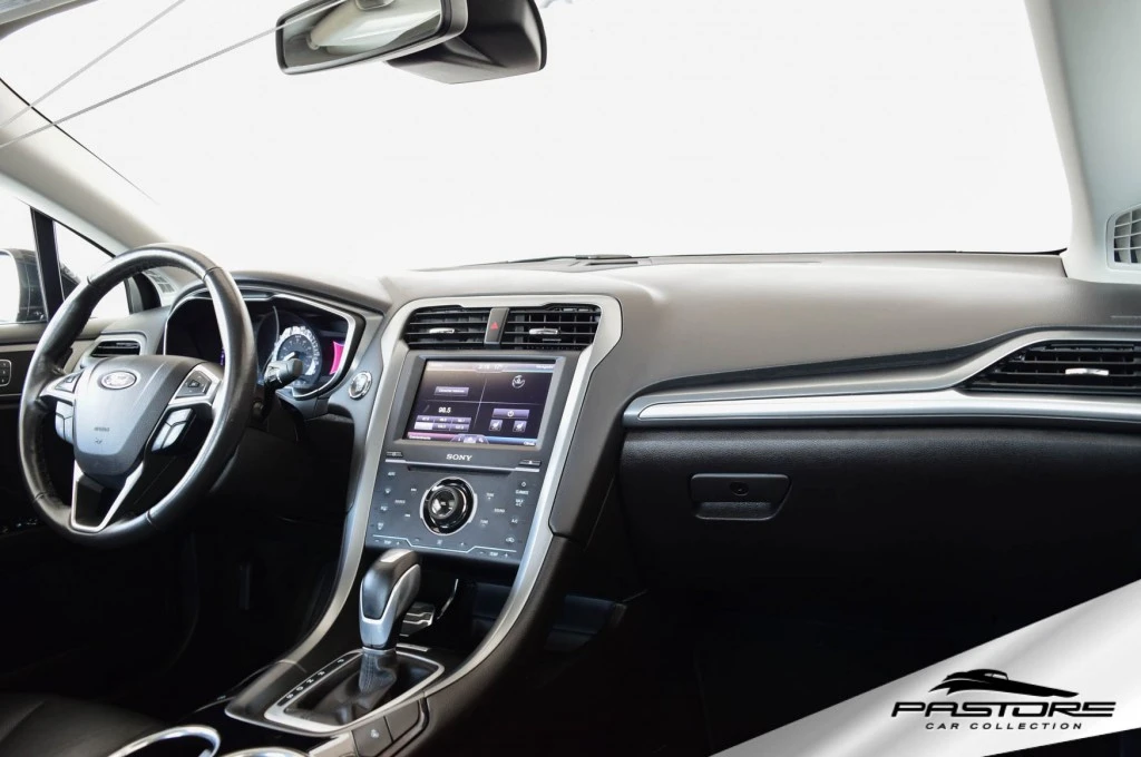 Ford Fusion Titanium AWD