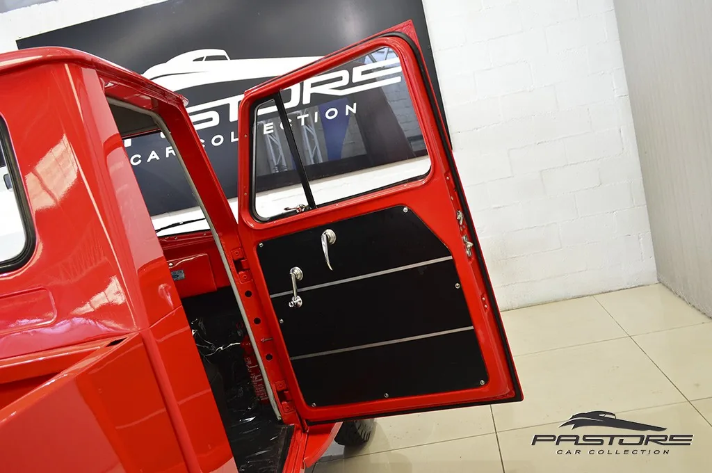 Ford F-75 Pickup
