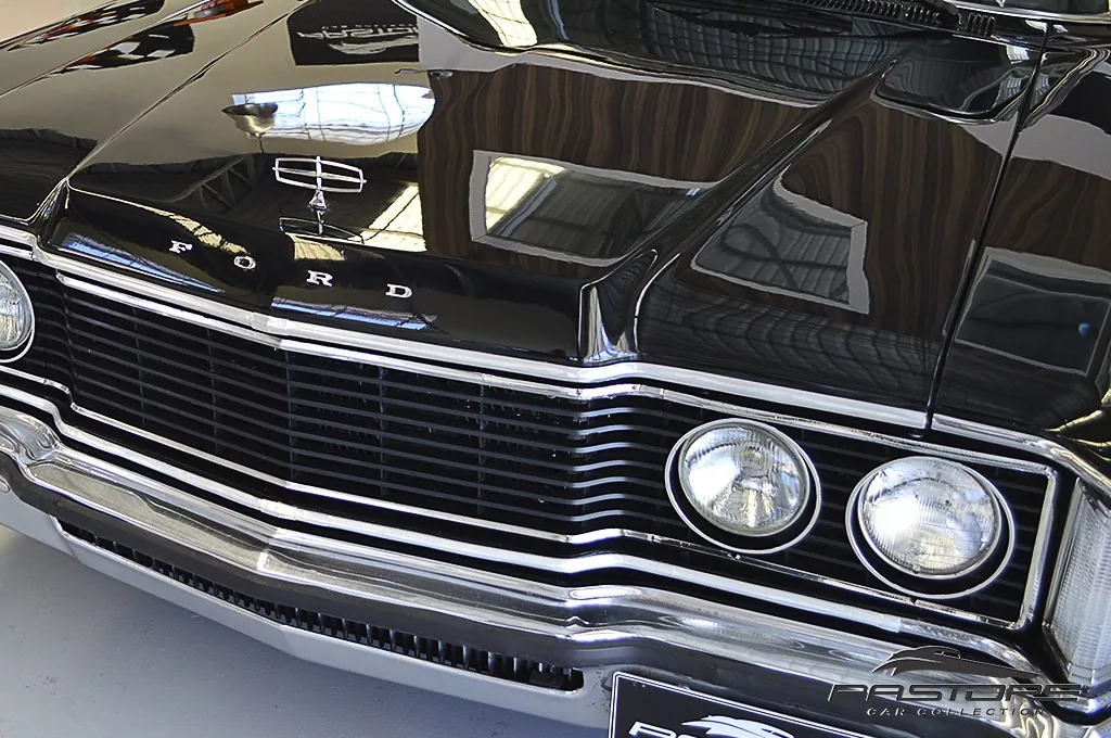 Ford Galaxie Landau