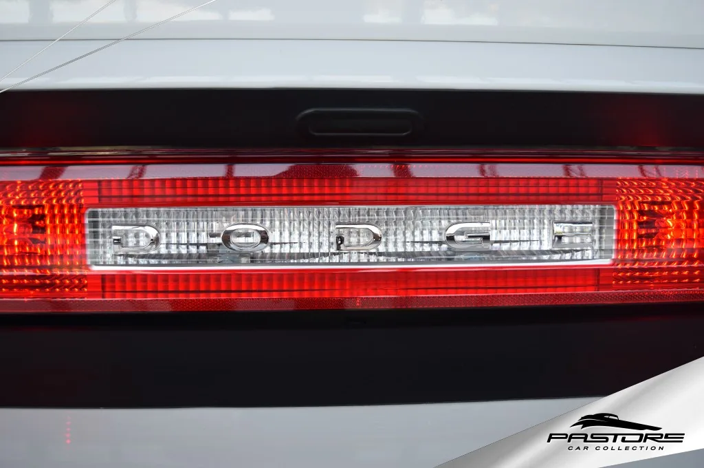 Dodge Challenger SRT8