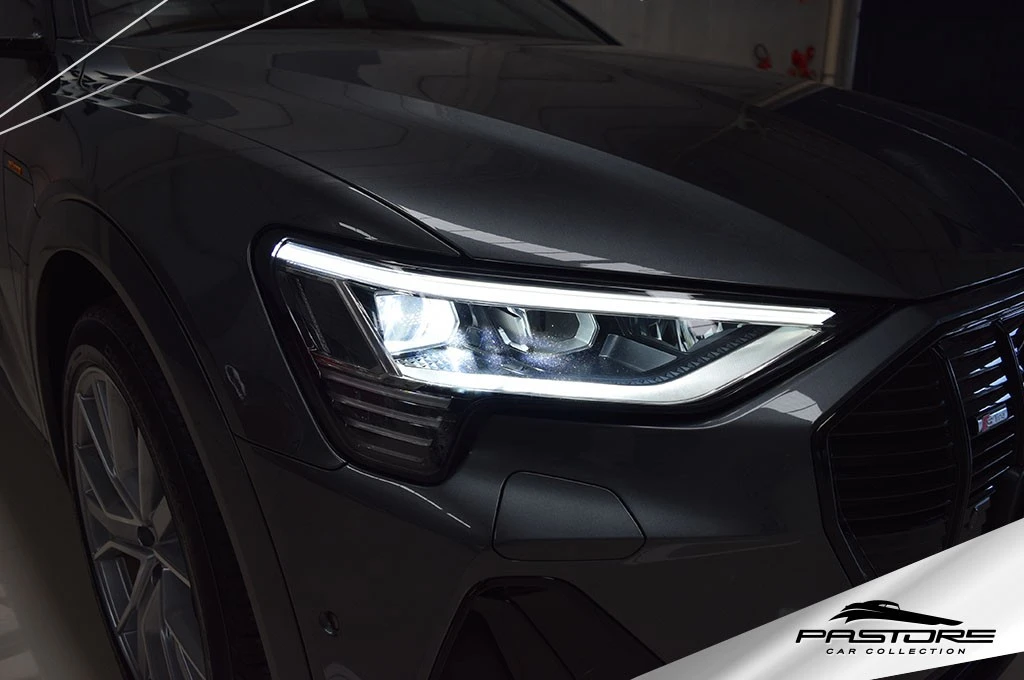 Audi E-tron Performance Black