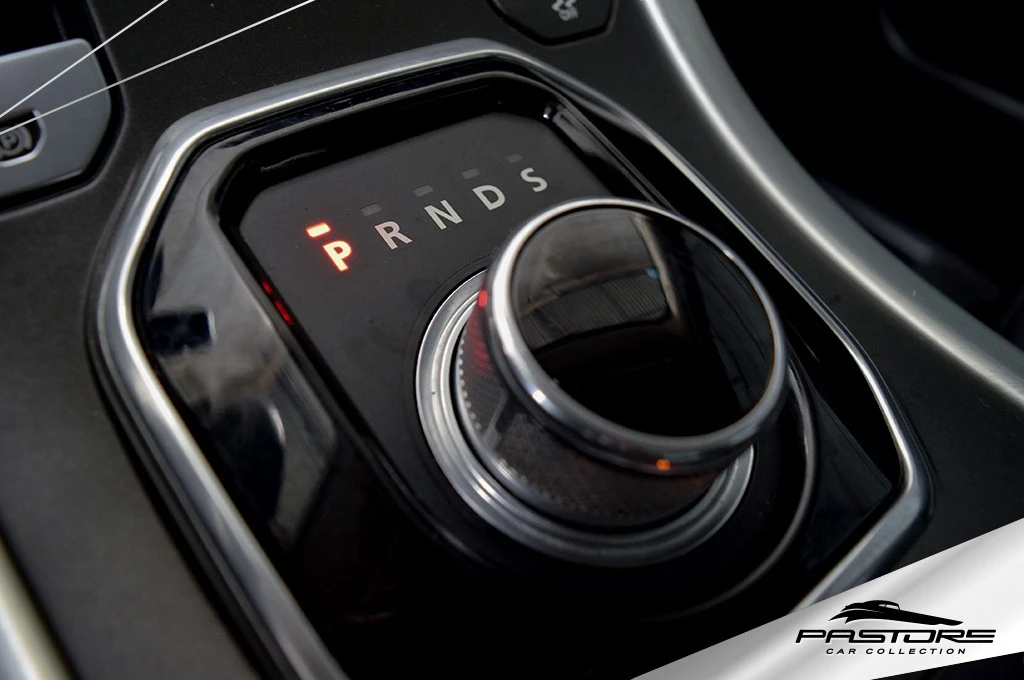 Land Rover LR Evoque SE 2.2 SD4