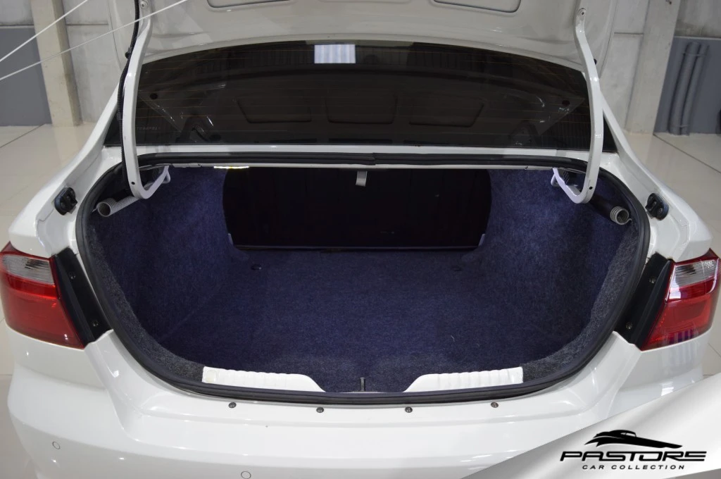 VW Voyage Highline 1.6